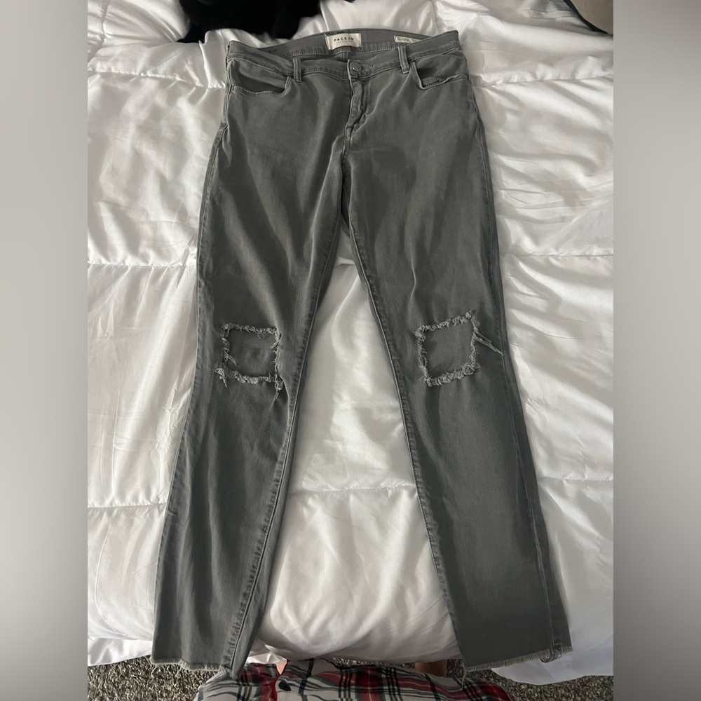 Grey skinny jeans